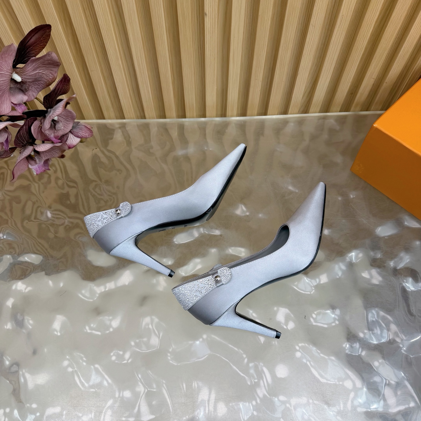 Women's high heels